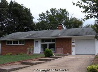 6815 Hopewell Ave, Springfield, VA 22151