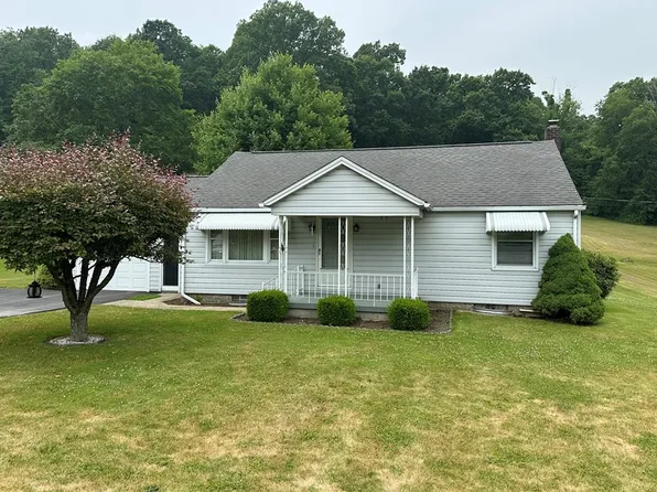 711 Mushroom Farm Rd, Worthington, PA 16262