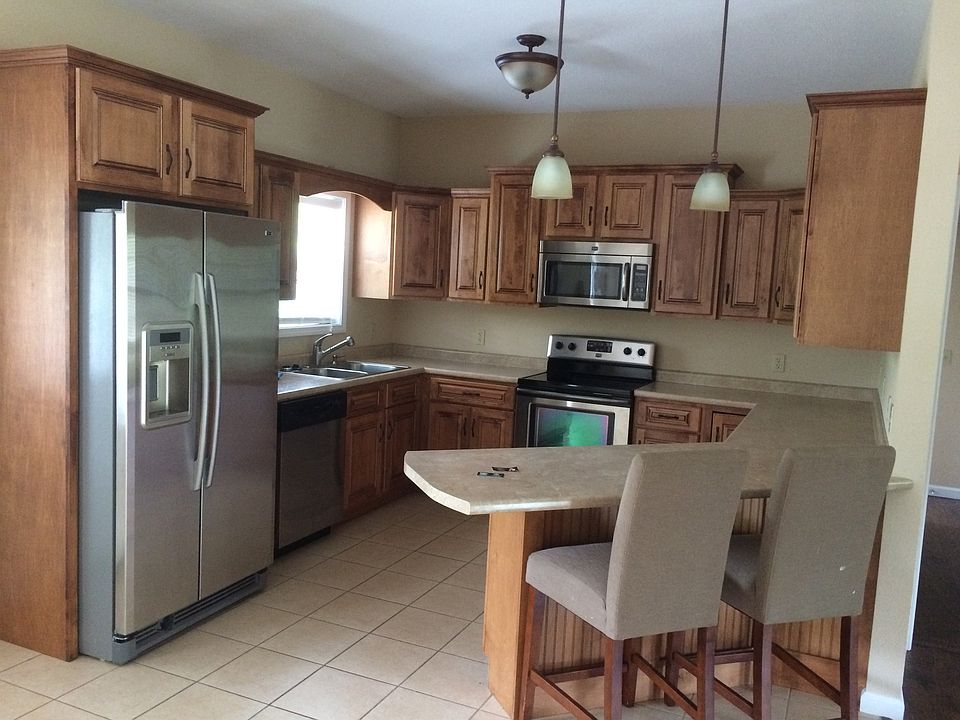 1st image of 209 Anna Dr