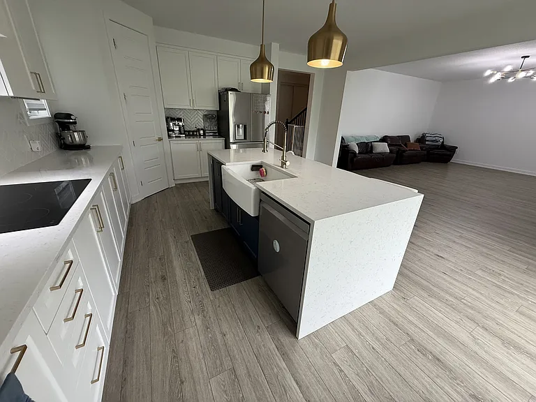 6333 Ottawa St W #1 — Photo 11