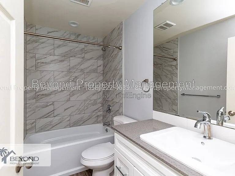 5313 Vickie Dr — Photo 11