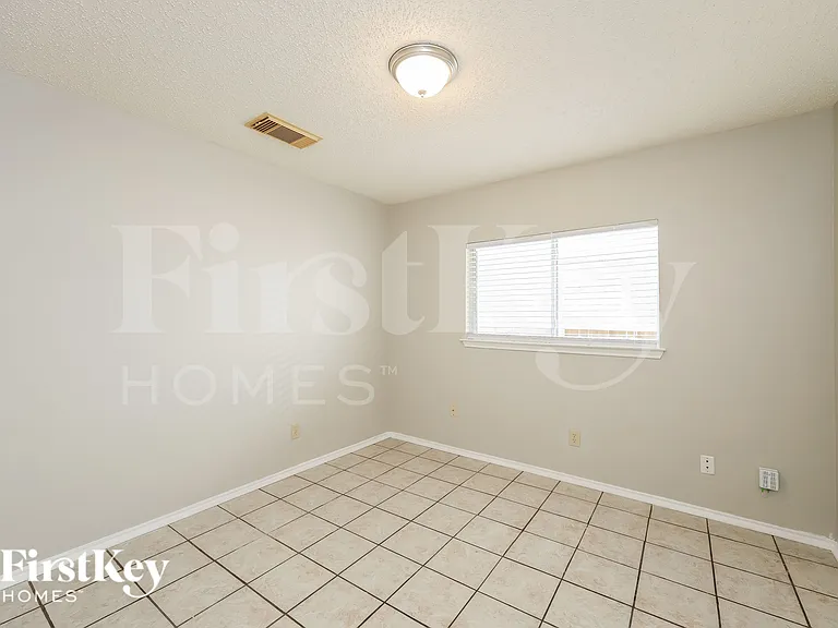 9723 Autumn Valley — Photo 13