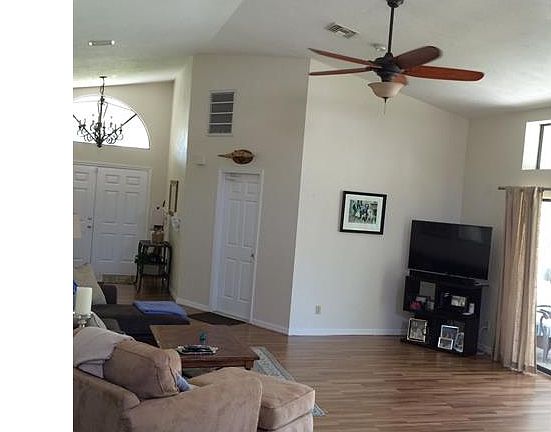 4th image of 27442 Pollard Dr