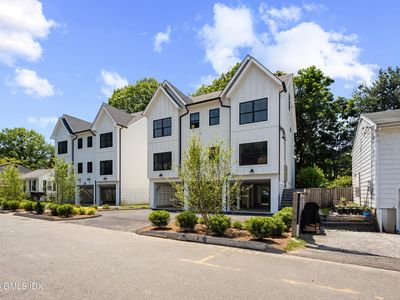 26 Homestead Ln #B, Greenwich, CT, 06831