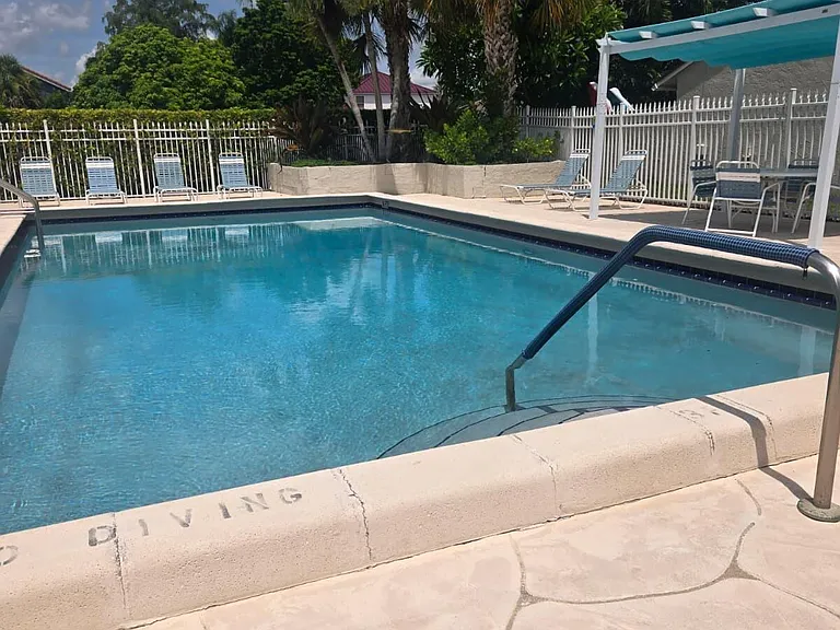 12760 Spinnaker Ln — Photo 3