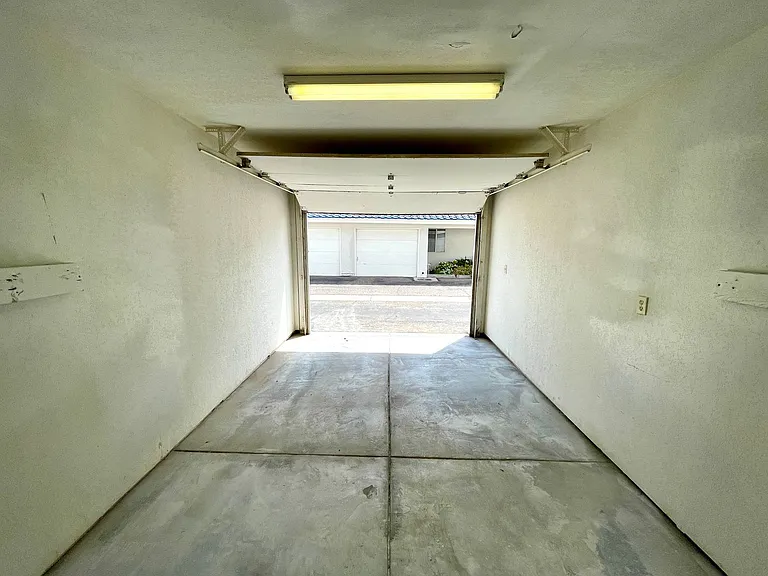 1800 Clubhouse Dr #157 — Photo 24
