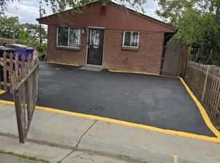390 S Utica St, Denver, CO 80219