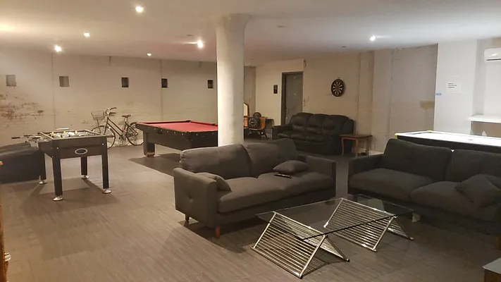 Rented by City Vista Inc | media 33