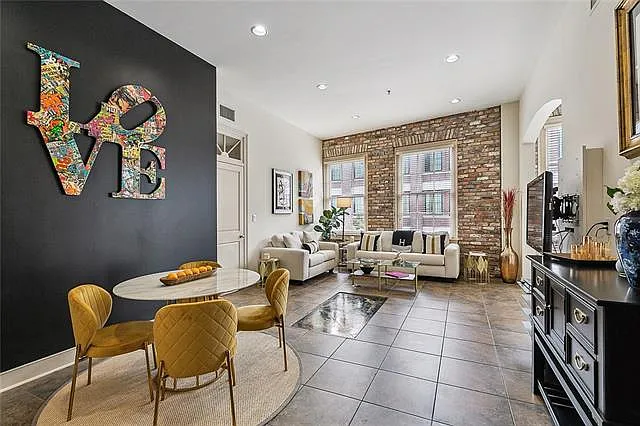 2 bed, 2.0 bath, 1122 sqft, $3,500 — Photo 4