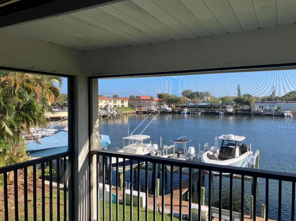 714 Northlake Ct APT 210, North Palm Beach, FL 33408