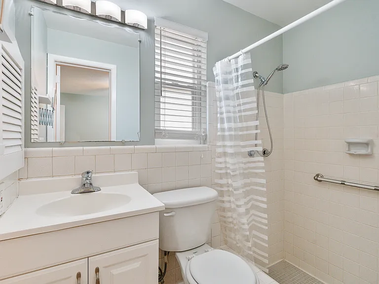 2236 Habersham Dr — Photo 14