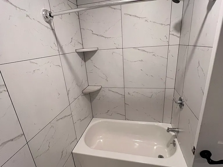 689 Main St #2 — Photo 6