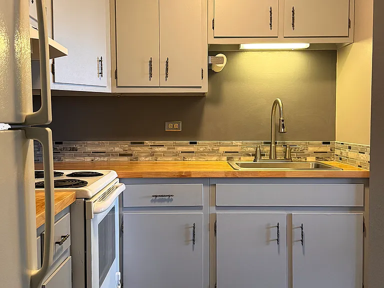 5100 N Marine Dr #8E — Photo 12