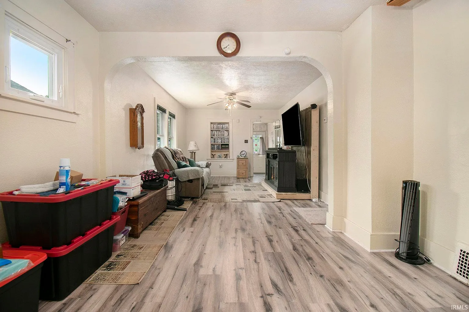 1334 College St photo 1