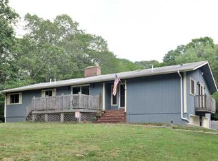 45 Hillcrest Dr, North Kingstown, RI 02852