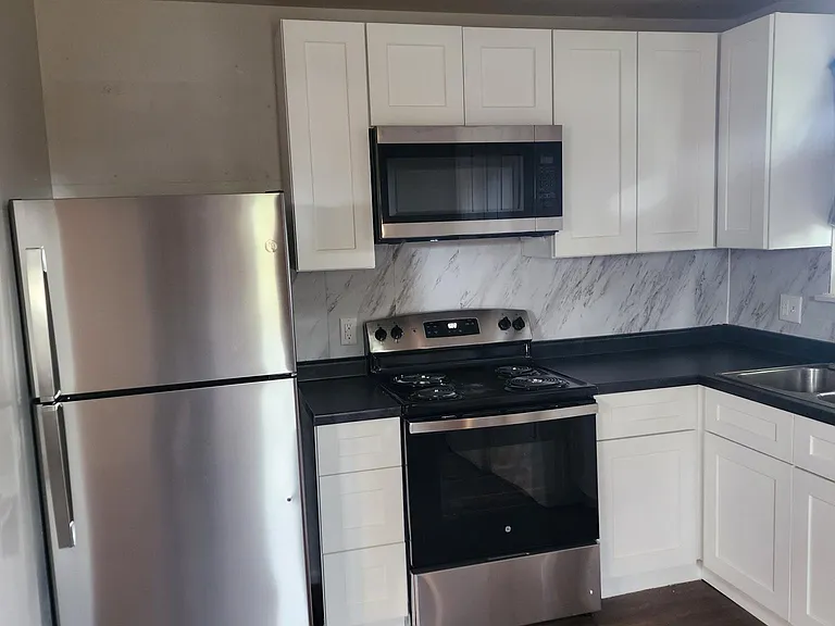 1563 Colorado St #B — Photo 1