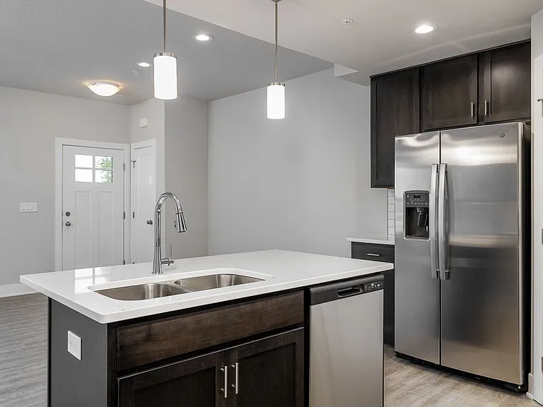 Hughes Century Crossing Townhomes — Photo 2