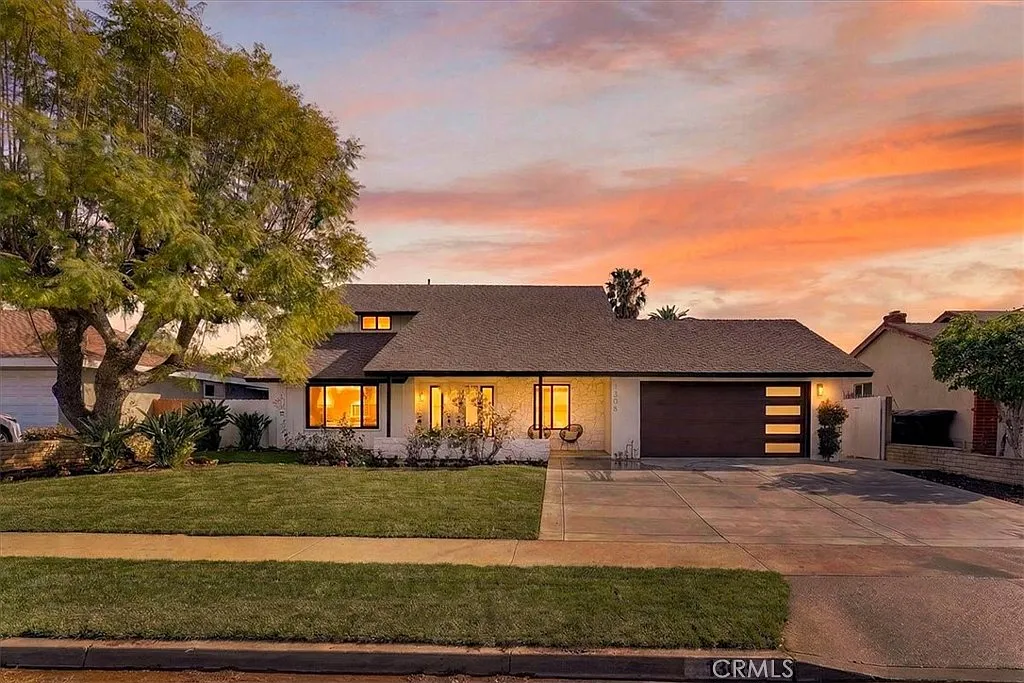 1308 Montevideo Ave photo 1