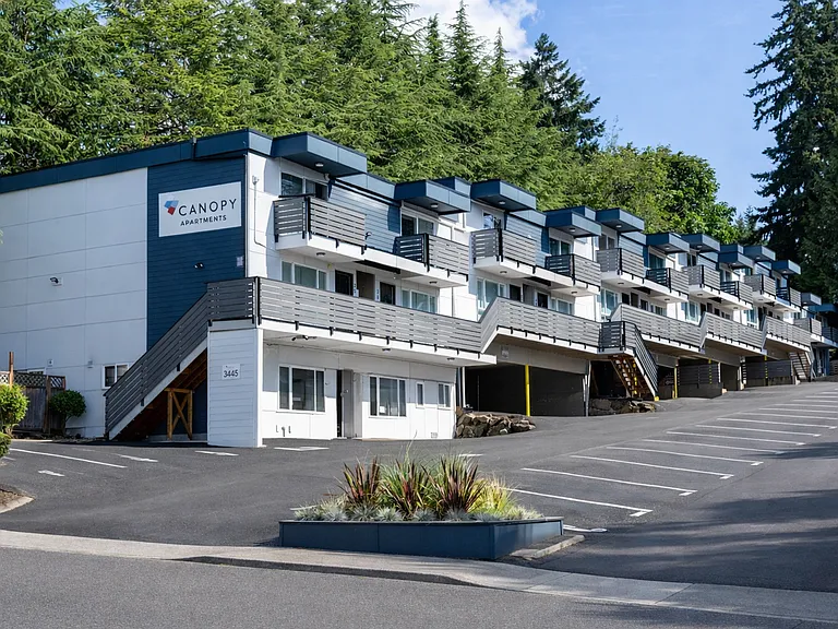 Canopy Apartments — Photo 5