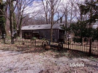 2909 Vt Crawley Rd, Morganfield, KY 42437