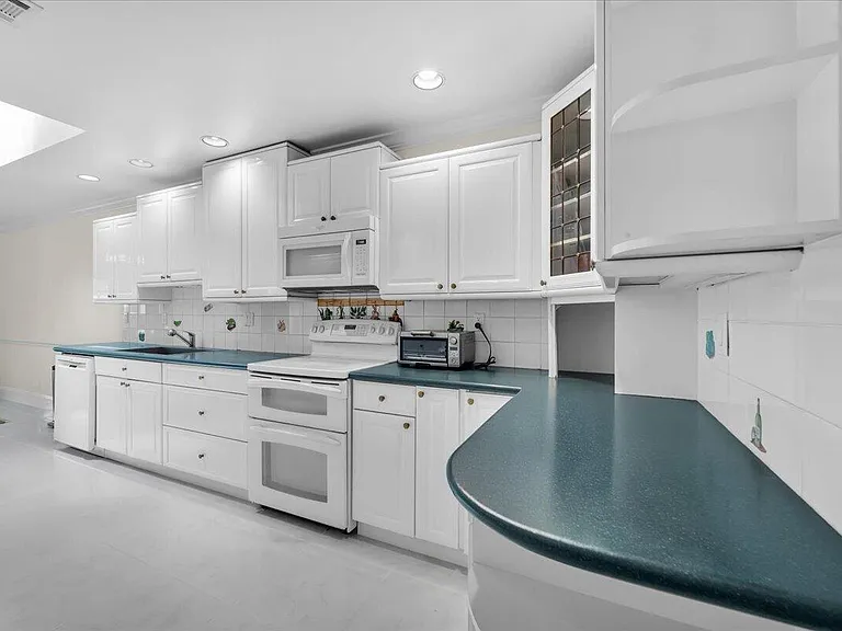 2908 Banyan Boulevard Cir NW — Photo 39