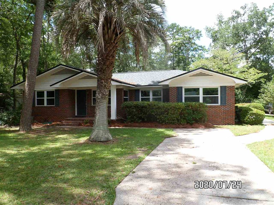2nd image of 2070 Greenwood Dr