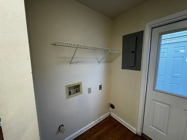 727 S Main St #93 — Photo 4