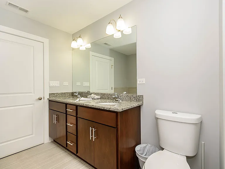 1342 W Randolph St #3B — Photo 5