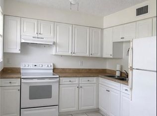 3325 Airport Rd N #R3, Naples, FL 34105