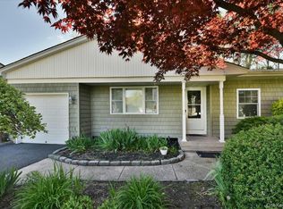 20 Dumond Place, Coram, NY 11727