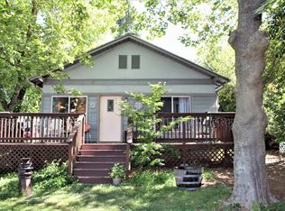 121 Pine Ln, Grass Valley, CA 95945