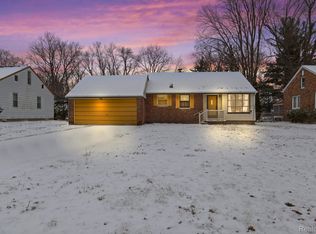 26932 W Six Mile Rd, Redford, MI 48240