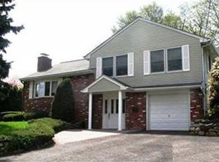 21 E Crescent Ave, Ramsey, NJ 07446