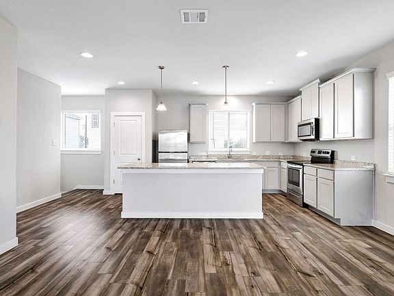 4th image of 614 Errol St Unit 301
