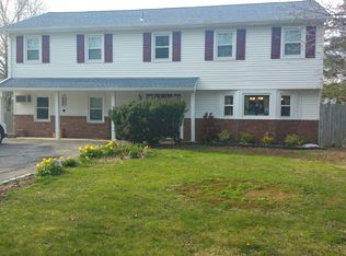 255 Cedar Rd, East Northport, NY 11731