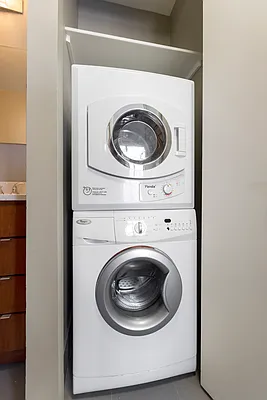 Sold by Compass | media 5