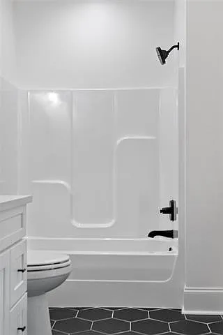 304 S Oak St #C — Photo 7