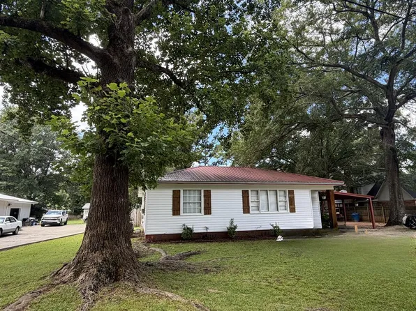109 Wiggins Ave, Frisco City, AL 36445