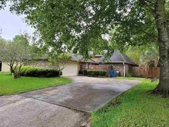 6360 Forest Trail Cir, Beaumont, TX 77713