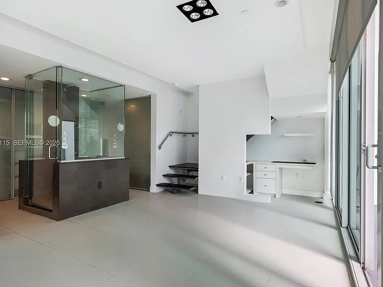 1040 Biscayne Blvd #4208 — Photo 6
