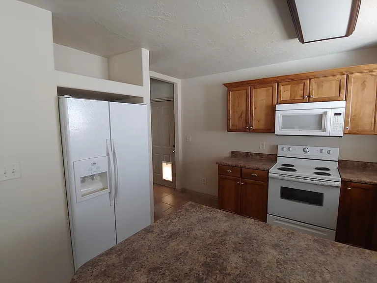 6195 W 100 S — Photo 11