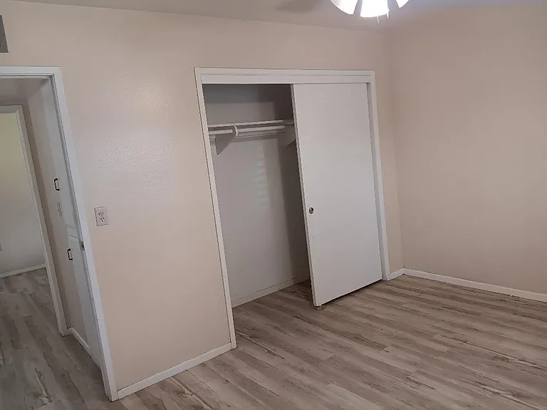 5713 Hartman Ave — Photo 3