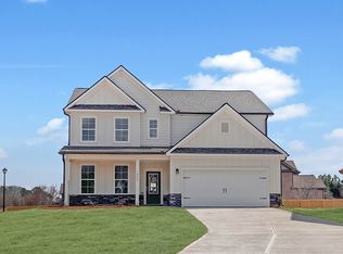 1042 Titus Ln, Statham, GA 30666