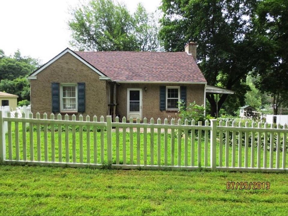 1st image of 1265 School House Ln