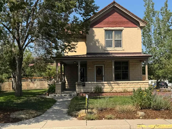 108 Canyon St, Lander, WY 82520