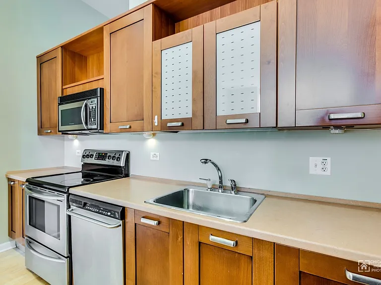 807 Church St #208 — Photo 17