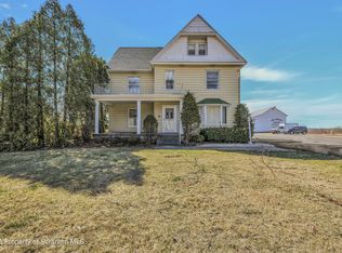 1255 Lakeland Dr FLOOR 2, Jermyn, PA 18433