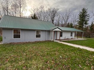 3799 Maple Dr, Wellston, MI 49689