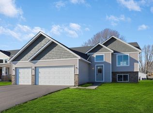 2421 14th St NE, Faribault, MN 55021