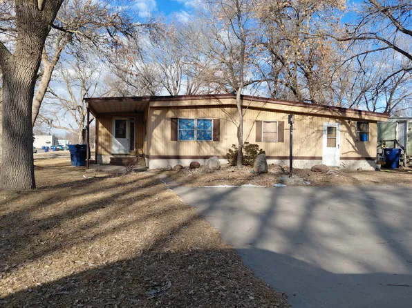 1133 5h Ave SE, Watertown, SD 57201